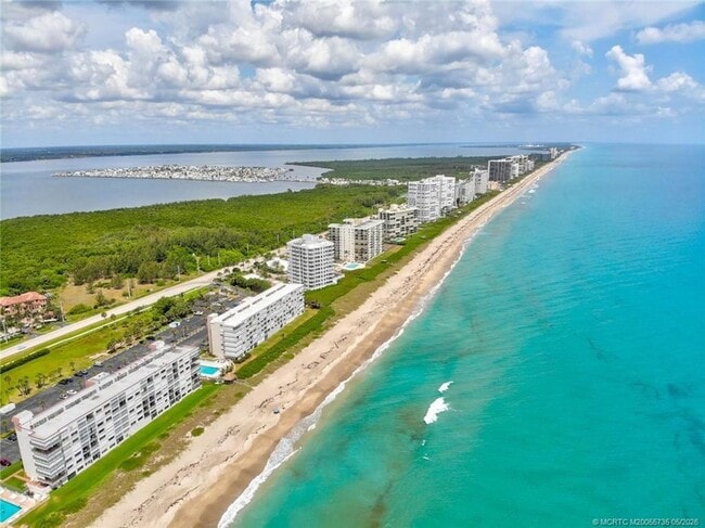 Building Photo - 10102 S Ocean Dr Unit 401A
