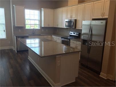 Photo - 1028 Parma Cir