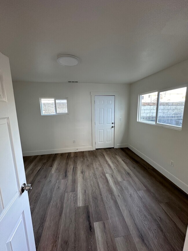 1236 N Mariposa Ave Unit 1236 N Mariposa Avenue