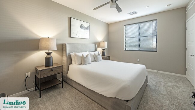 Photo - 402 W Lincoln St Unidad 128