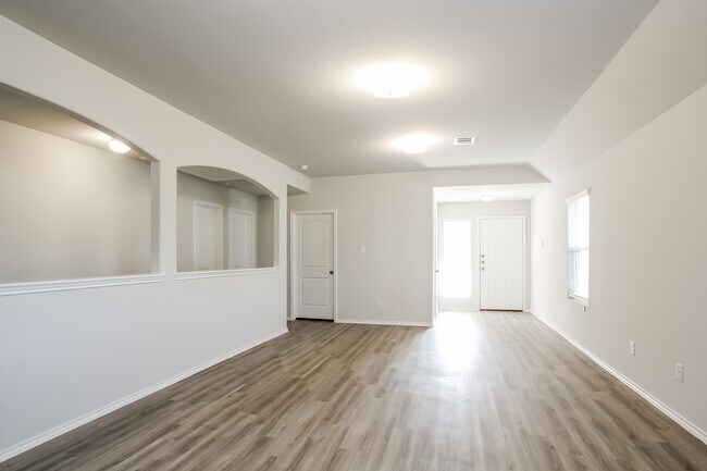 Photo - 8719 J C Oaks Cir