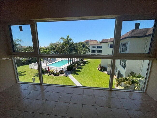 Photo - 4200 Crystal Lake Dr Condo Unit 304