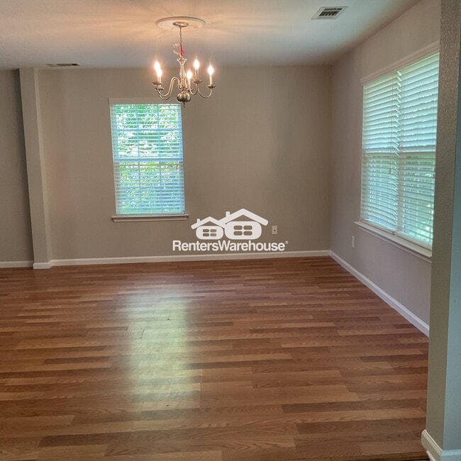 Photo - 4328 Houldsworth Dr