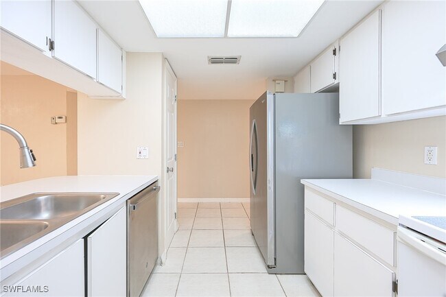 Photo - 2370 Naples Trace Cir Unit 7