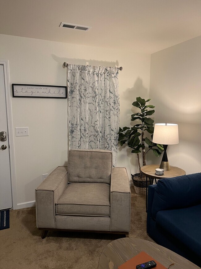 Photo - 1809 Alyssum Pl