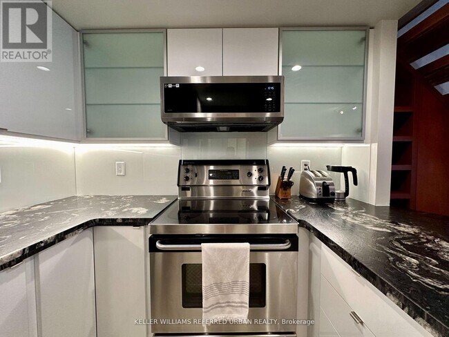 Photo - 80 Cumberland St Unit 705