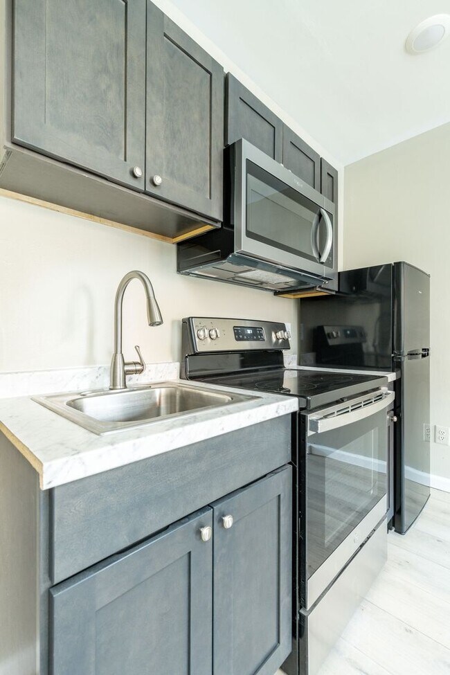 Photo - 104 S 51st St Unit 1st Floor - A2