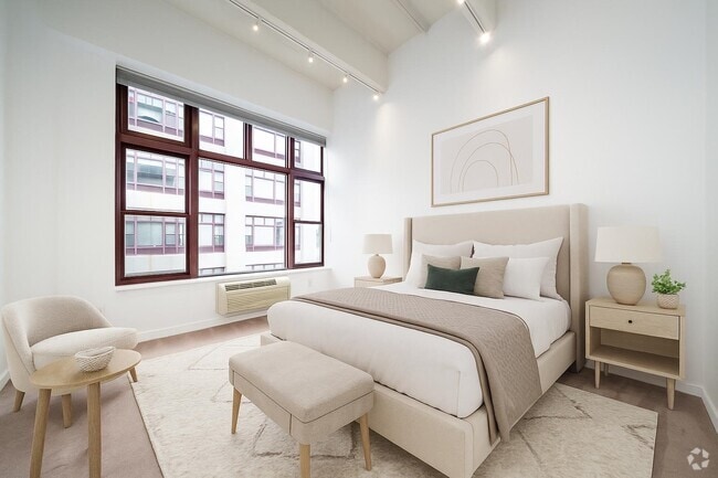 Building Photo - 1500 Hudson St Unit 8D Rental