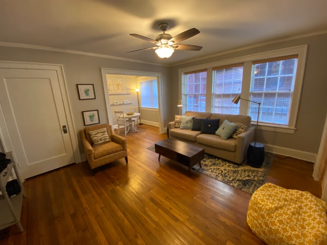 Photo - 805 Whitaker St Unidad 2