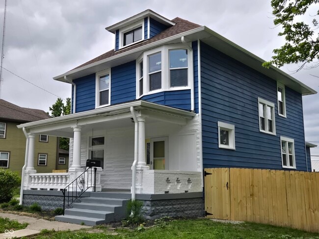 Building Photo - 24 N Randolph St Rental