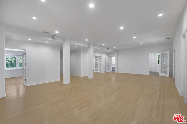 Photo - 1231 Club View Dr