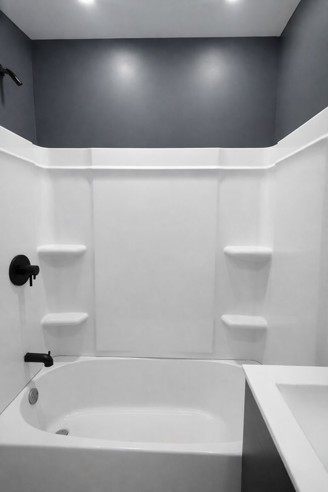 Photo - 733 Mcilvain St