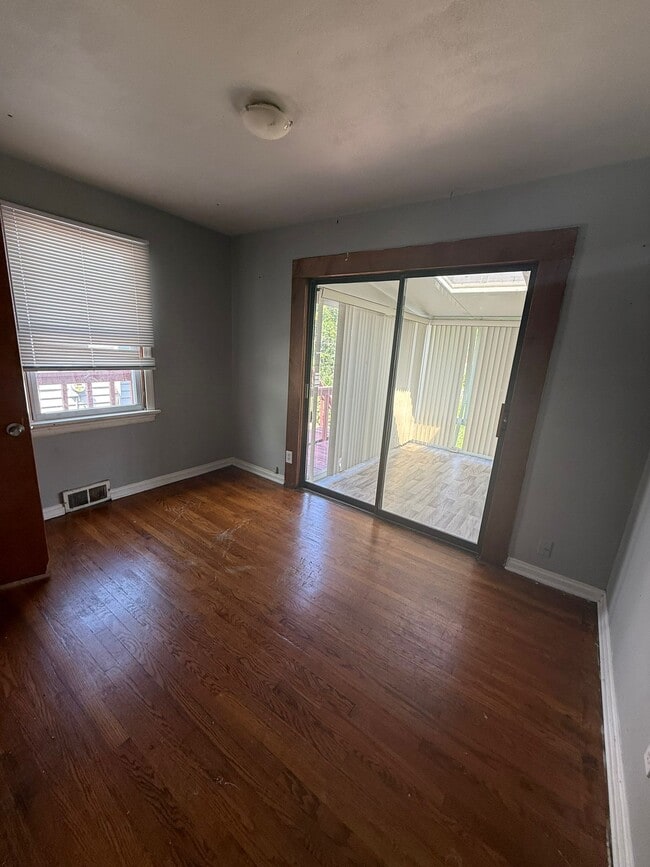 Photo - 8504 Trafford Ln