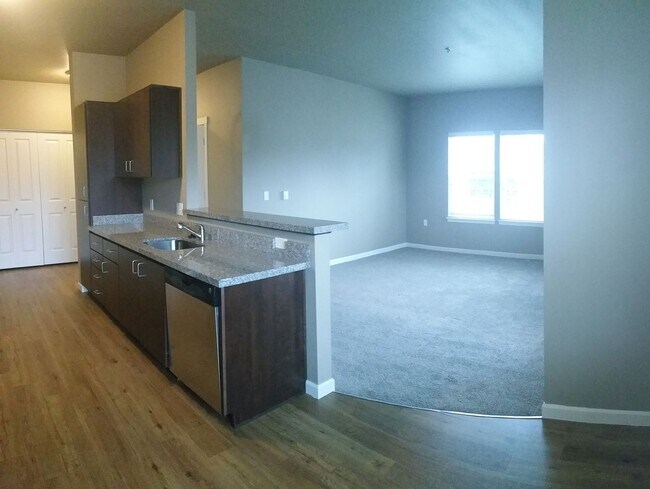 Photo - Encore Apartments
