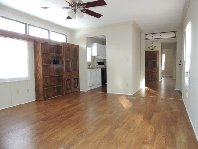 Photo - 965 Weems Chapel Rd