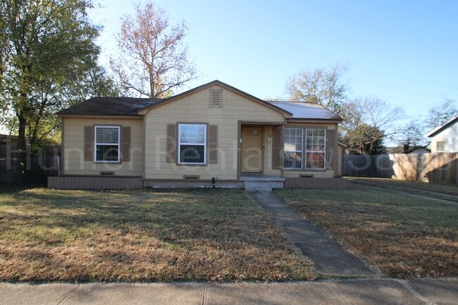 Building Photo - Well-Maintained Three-Bedroom In North Killeen!