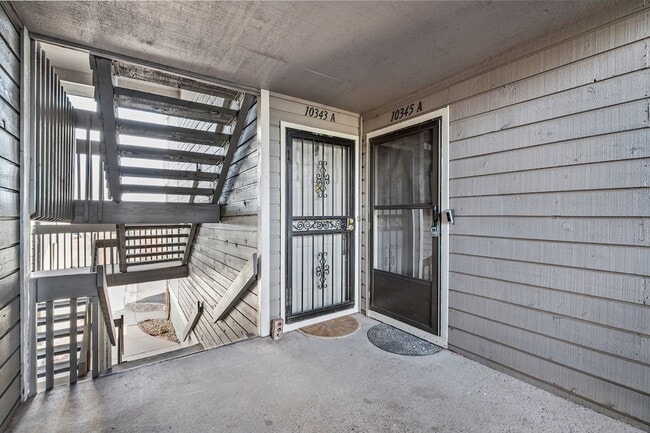Photo - 2 bed, 2 bath Available Now!