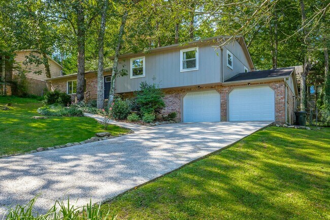 Photo - 819 Skyline Park Dr