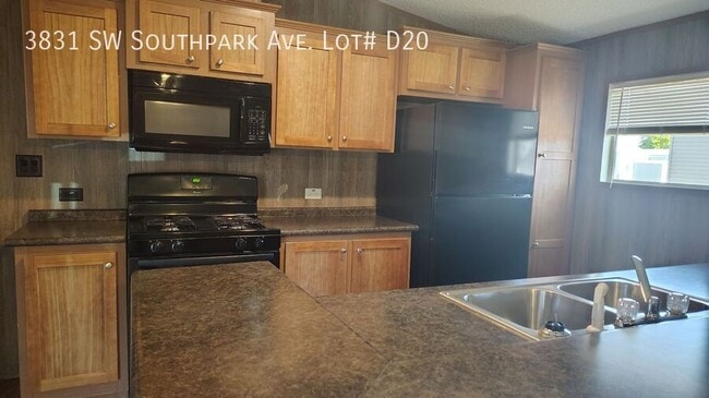 Photo - 3831 SW South Park Ave