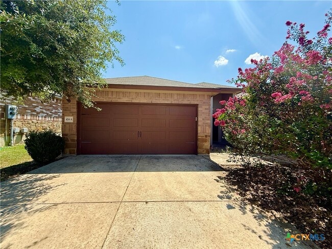 Building Photo - 424 Jack Rabbit Ln