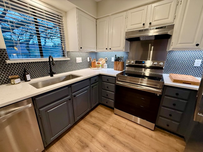 508 Algerita Dr