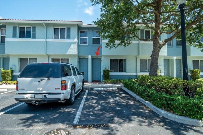 Building Photo - 1958 Alamanda Way Rental