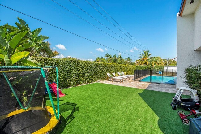 Photo - 5901 SW 56th Terrace