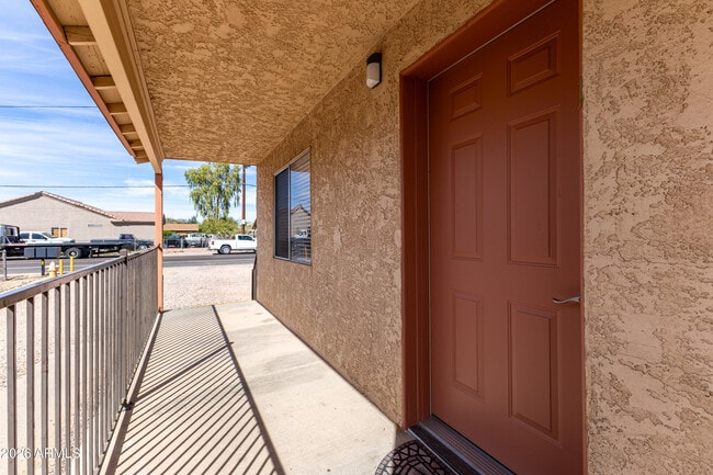Photo - 12817 W Cottonwood St Unidad 1