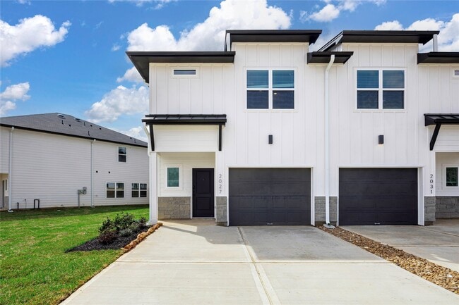 Photo - 2039 Longmire Villas Ct