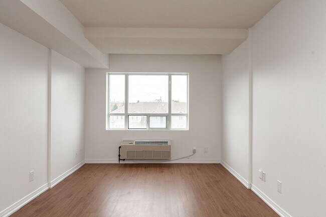 Photo - 333 Sidney Belsey Crescent Unit 716