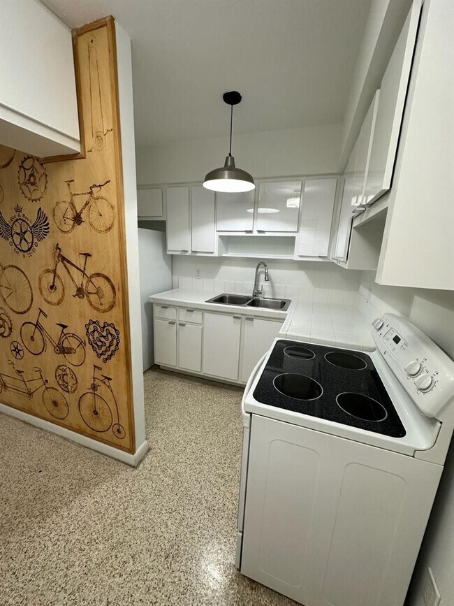 2656 SW 28th Ct Apartment Miami, FL