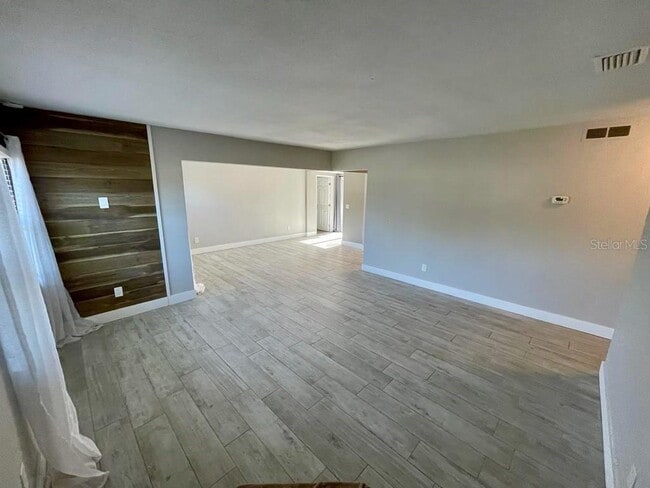 Photo - 1277 Seminole St