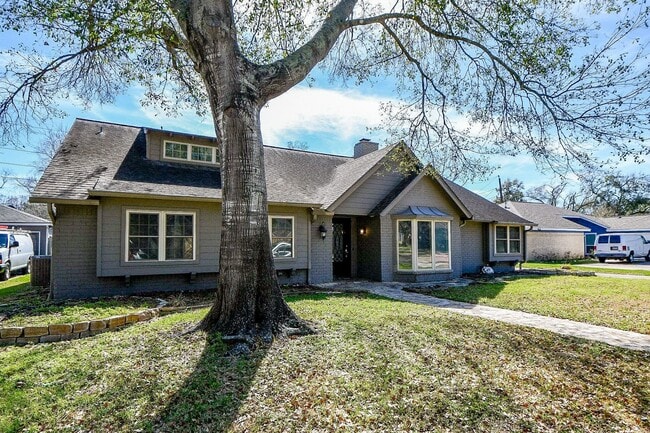 Photo - 15711 Pine Mountain Dr