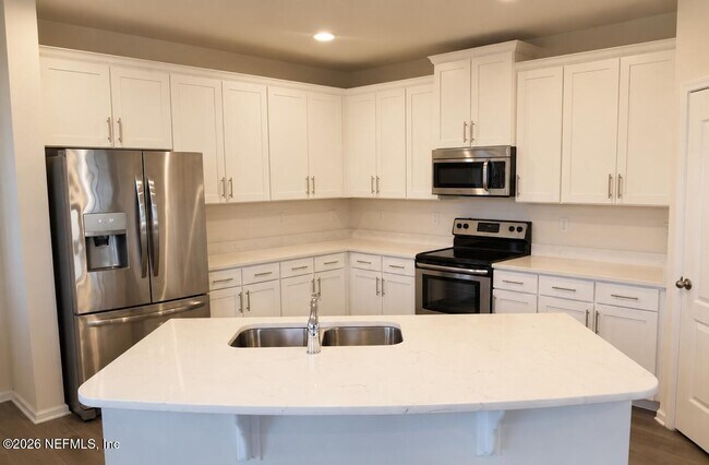 Photo - 179 Servia Dr