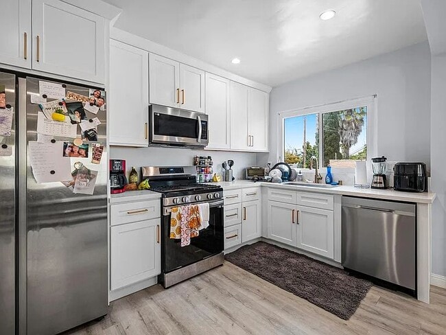 Photo - 1005 Hi Point St Apartment Unit 1005