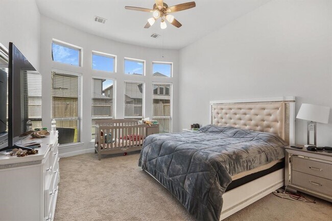 Photo - 5107 Albany Shores Ln