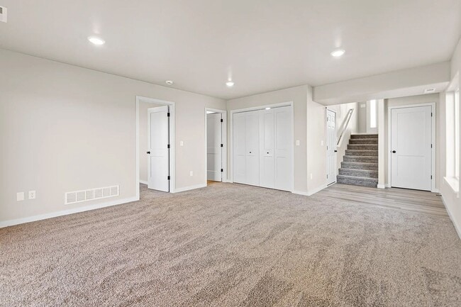 Photo - Beautiful Spacious Newly Built Townhome