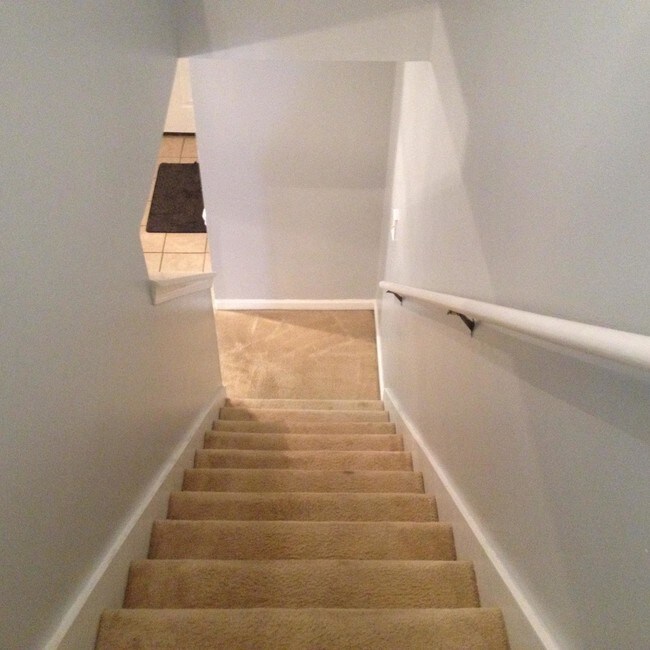 Photo - 803 Reserve Way