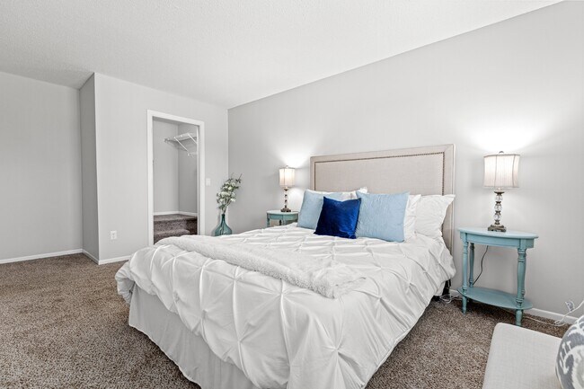 SouthFork Townhomes Flats