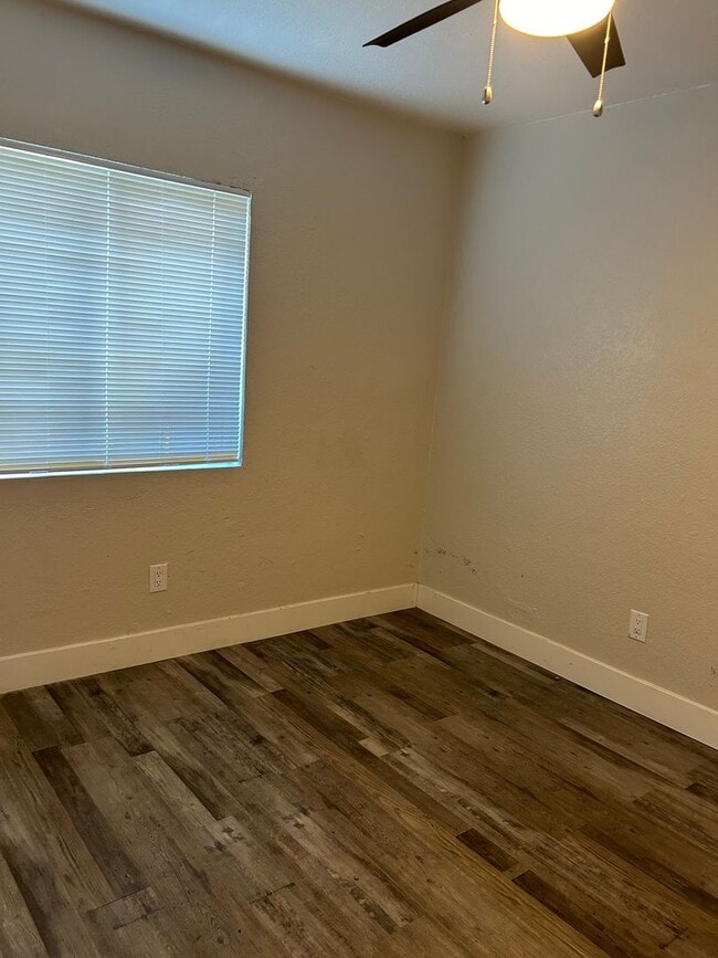 Photo - Close to bart Station and park Unit 1