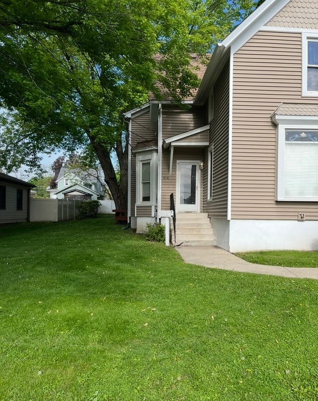 Photo - 516 Hendee St