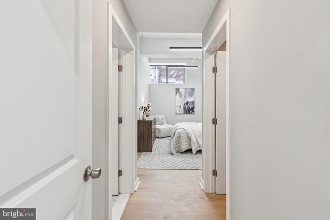 Building Photo - 36 N Narberth Ave Unit 1-C