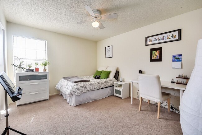Photo - EL103 Unit 103