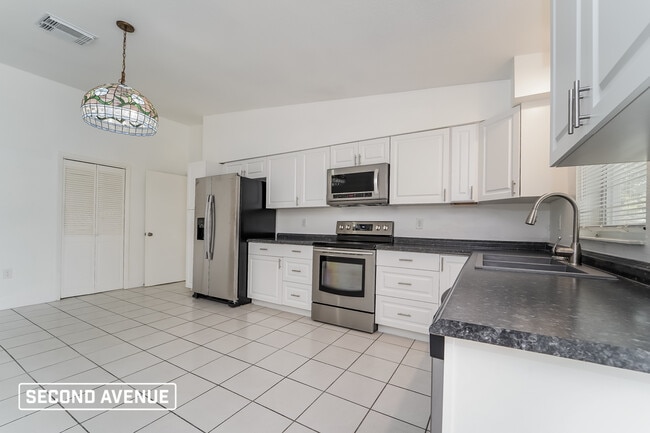 Photo - 8617 Shumock Ave