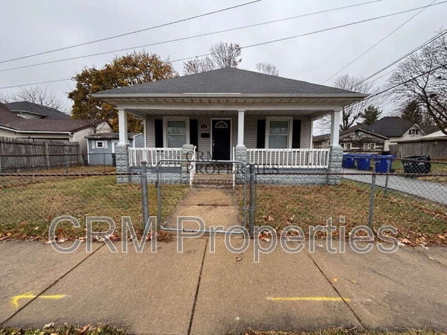 Building Photo - 414 W King St