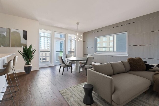 Photo - 603 Davis St Unit 1304