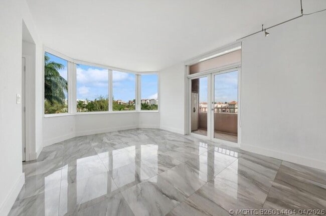 Photo - 300 SE 5th Ave Unit 5180
