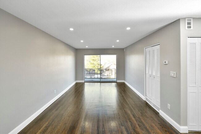 Photo - 800 Hyde Park Ave Unit 37