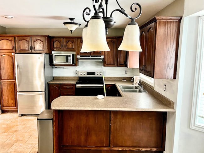 Photo - 11 Windfall Crescent Unit Main