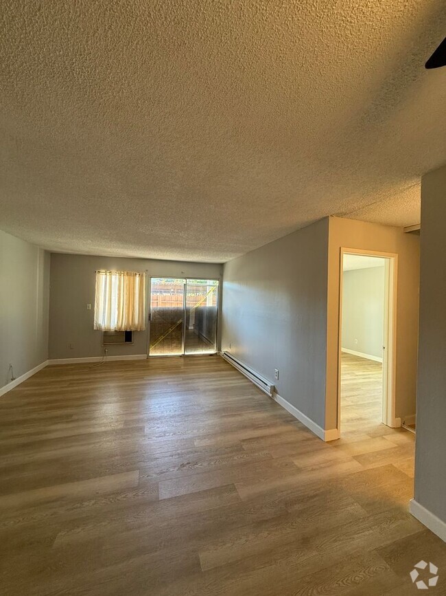 Building Photo - Gated community Unit 49 Rental